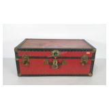 Storage trunk, 17 x 31 x 13, missing one handle,