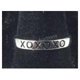 Size 7 Sterling silver XOXO ring