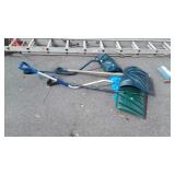 4 Snow Shovels