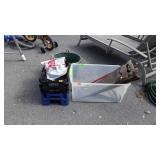 Hardware Group includes, 4 plastic carriers,