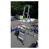 Leifheit Aluminum Folding Project Ladder 4ft,