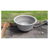 Big Aluminum Cauldron type Planter, 36" dia x 1