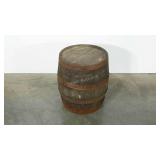 Short oak barrel with rusty iron rings. 223"
