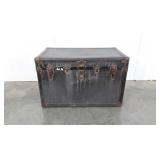 Large trunk with till tray, age wear as shown,