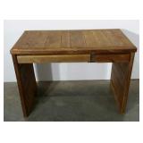 This end up style desk. 42"×24"×30".