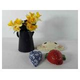 Home decor group, includes enameled teapot full