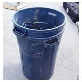 Two Trash Containers Rubbermaid Roughneck, 33