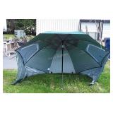 Sport Brella, 7ft green nylon Umbrella with