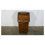 Tater and onion bin, marked as shown