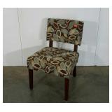 Upholstered chair, 19" to seat