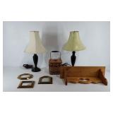 Home decor group, 18" wall mounted heart shelf,