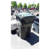Commercial grade Wheeled 98 gallon Trash