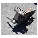 Columbian 6.5" Bench Vise Swivel Type
