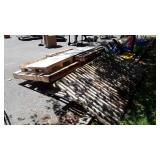 Pallets and fencing sections, 2 picket fence