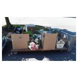 Household decor, baskets, picture frames, metal