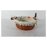 Longaberger basket with liner, 1989