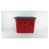 Rubbermaird Roughneck tote with lid, 15" × 22" ×