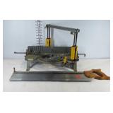 Craftsman saw with miter box