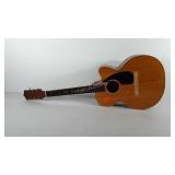 Guitar, needs repaired, see pictures below