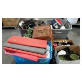 Skid lot: hardware items, seasonal, dishes,