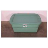 Sterilite 122 qt. plastic storage tote