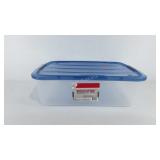 Iris 30 quart tote with latching lid