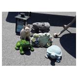 Gardening Animal Figurines, 6 pcs total one is a