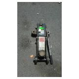 Hydraulic Floor Jack, 1 1/2 Ton, works