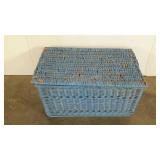 Wicker trunk, painted, 20 x 32 x 17, lid hinges