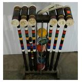 Croquet set, includes 6 mallets, 6 balls 8 arches