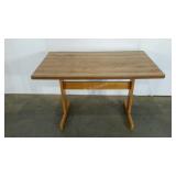 Laminate craft table, 30 x 48 x 29