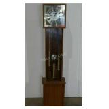 Bentley IX clock, needs batteries, lightweight