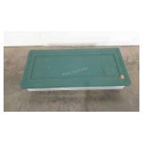 Rubbermaid underbed storage with two removable