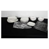 Kitchenwares: Gibson Home dishes (15 pieces),