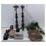 Decor group, includes everlasting ivy plant, pair