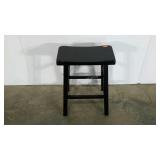 Bench seat, 24" to seat