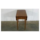 Mahogany drop leaf end table, inlay detail, 24 x