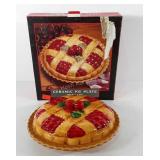 Ceramic pie plate with lid and box