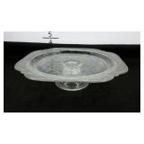 Clear glass cake stand