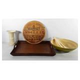 Mixed group, includes vase made in Italy (has