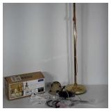 Lighting lot: ceiling light fixture in box,