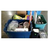 Skid lot: Roombas, hat box, kitchen wares, gift
