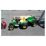 John Deere Ride on Tractor with Cart, Not Charged