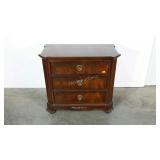 Drexel Heritage, Nine Elms three drawer stand.