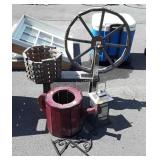 Outdoor decor: Spinning Wheel planter, water can