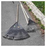 3 rakes