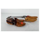 Wooden shoe molds