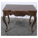 Accent Table, Queen Anne footed with Noth Wind