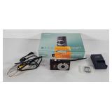 Canon powershot SD1100 IS digital camera, with
