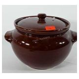 Stoneware bean pot, 8"